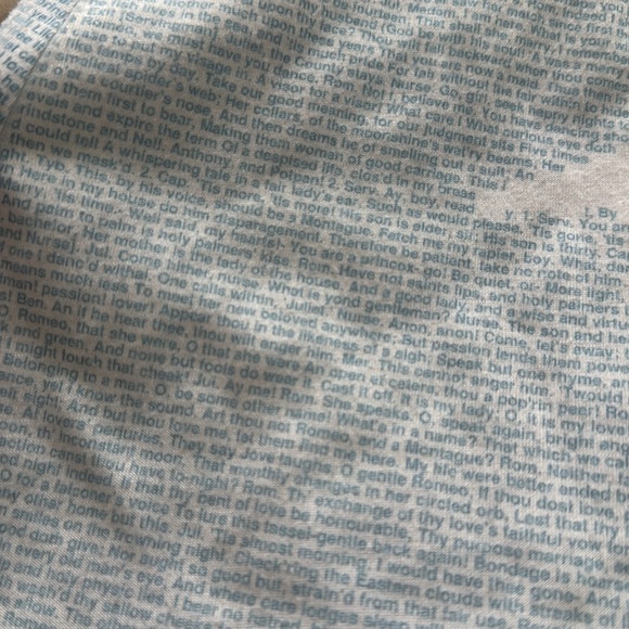 Romeo and Juliet printed tee with birds - Picture 5 of 8